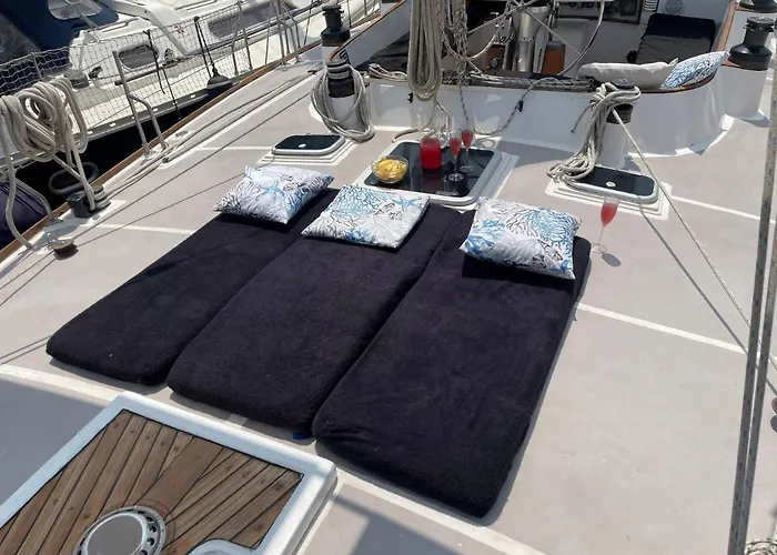 Bådhotel Sailboat On Board