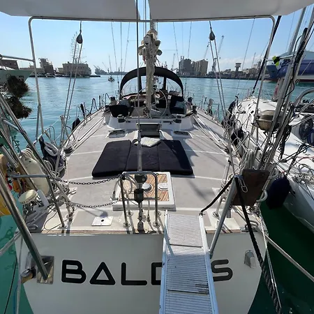 Sailboat On Board Hotel en barco Catania
